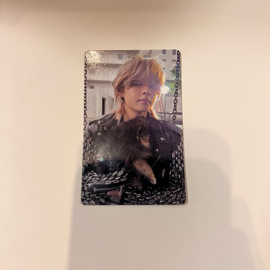 BTS - V LAYOVER WEVERSE PHOTOCARD