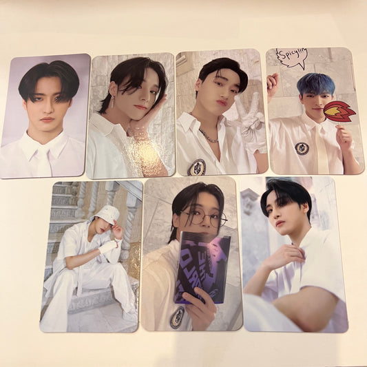 ATEEZ - THE WORLD : OUTLAW PLATFORM PHOTOCARDS