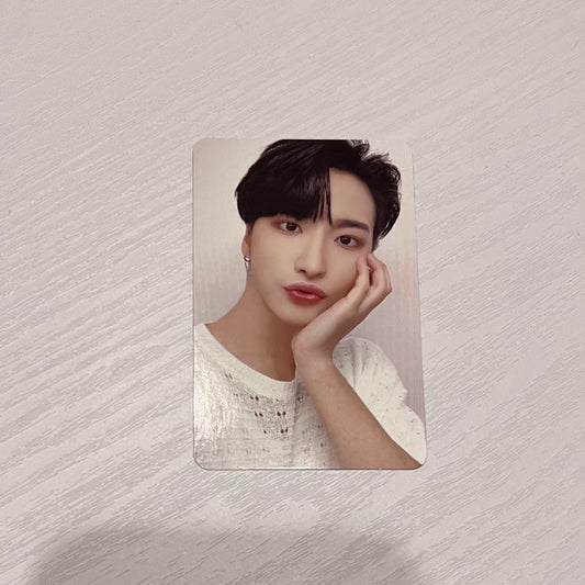 ATEEZ - SEONGHWA THE WORLD: MOVEMENT MAKESTAR PHOTOCARD