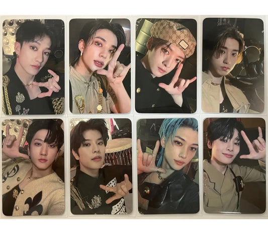 STRAY KIDS - ROCK STAR EVERLINE PHOTOCARD